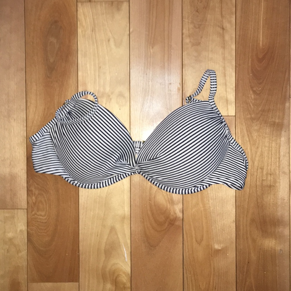 Bikini top